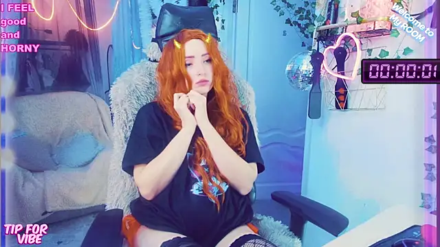 Toxic Ellies online show from 12.29.24