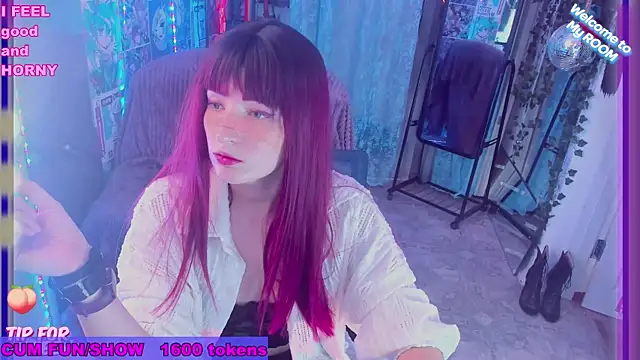 Toxic Ellies online show from 02.06.25