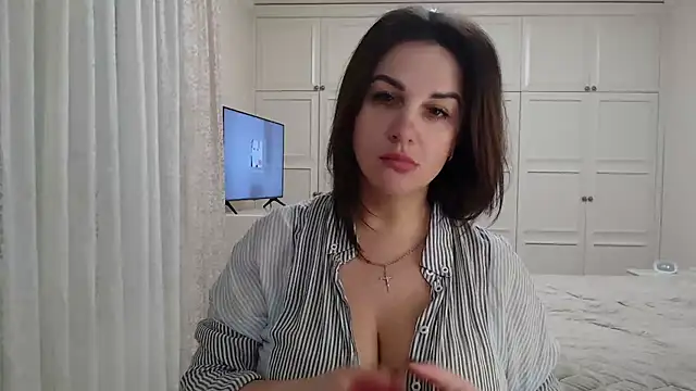 Dina0908 online show from 02.04.25