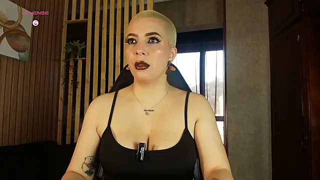 Camila Chainn online show from 02.26.26