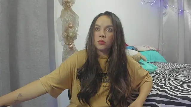 Snapshot of HARLEYNAPIER chatting on 11.20.25 HARLEYNAPIER online show from 11.20.25