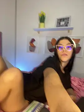 Snapshot of sofi_cute01 chatting on 01.17.25 sofi cute01 online show from 01.17.25