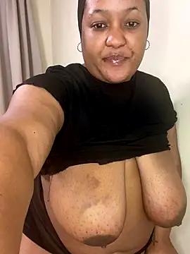 Missmoox24 online show from 09.30.25