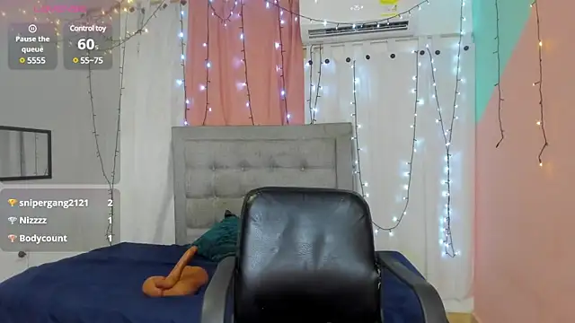 valentina 0  online show from 01.23.25