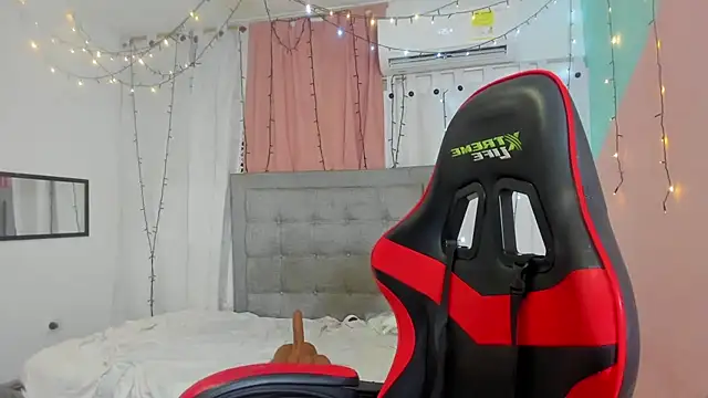 valentina 0  online show from 03.02.25