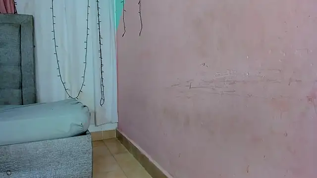 valentina 0  online show from 10.26.25