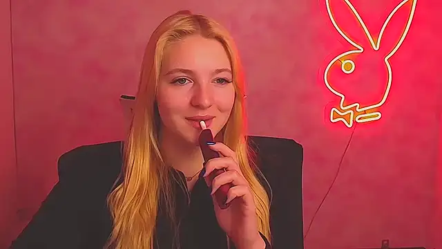 Milka kiss  online show from 03.21.25