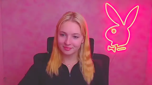 Milka kiss  online show from 09.29.25