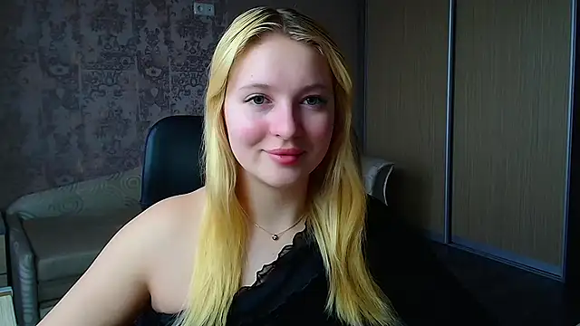 Milka kiss  online show from 05.15.26