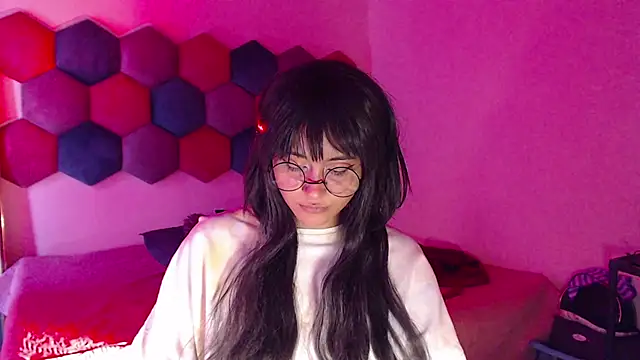 liz-beths online show from 02.28.25