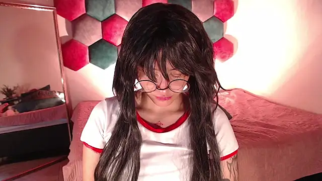 liz-beths online show from 03.11.25