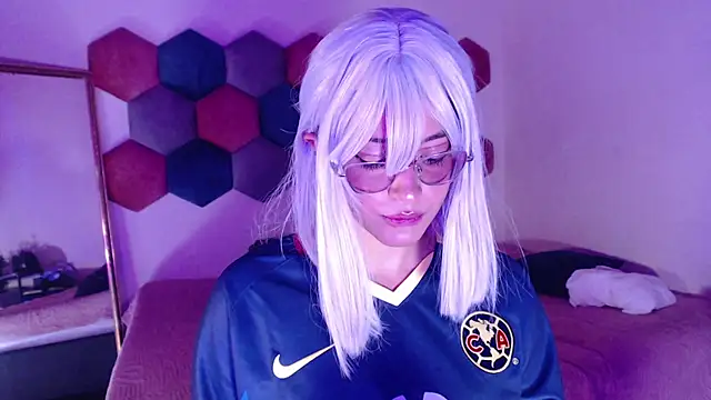 liz-beths online show from 03.15.25