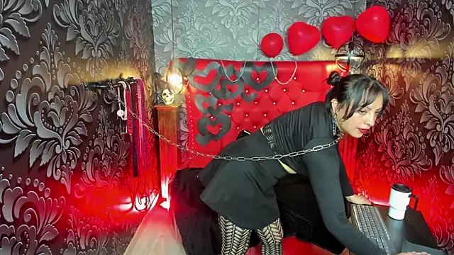 SubYunna1 online show from 02.13.25