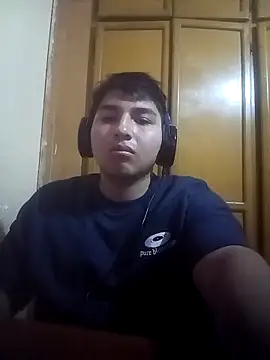 LoganFinds online show from 12.21.25