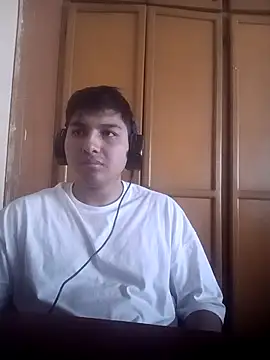 LoganFinds online show from 12.22.25