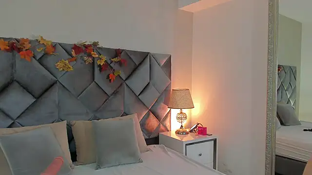 Luisa0110 online show from 10.10.25