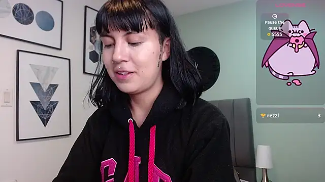 amy adams1 online show from 10.23.25