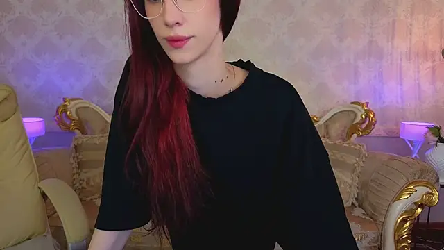 Snapshot of Evelyn_Rush chatting on 07.20.26 Evelyn Rush online show from 07.20.26