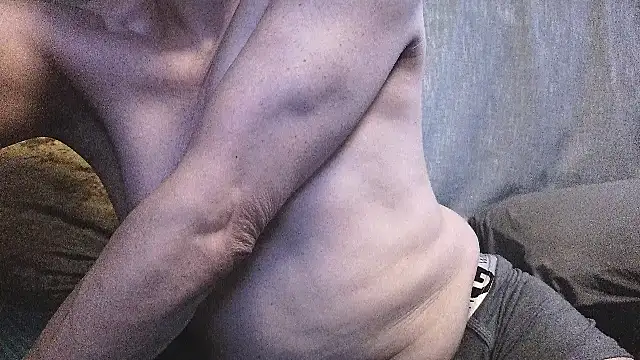 Snapshot of 0SEANX chatting on 04.09.26 0SEANX online show from 04.09.26