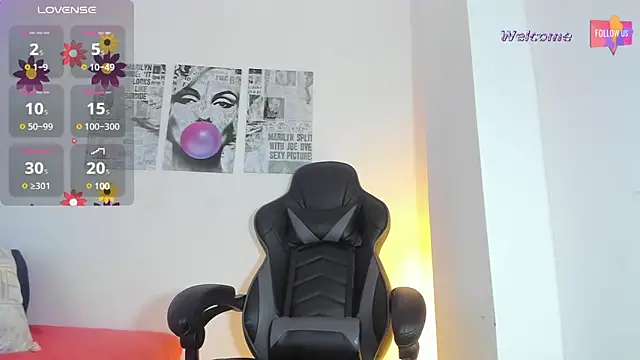 MEGANTARLY09 online show from 01.24.25