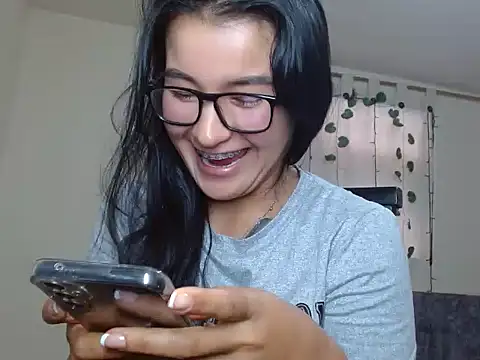 kazumi6 online show from 12.16.25