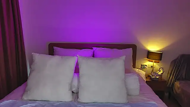 YourSexyNeighbour online show from 12.30.24