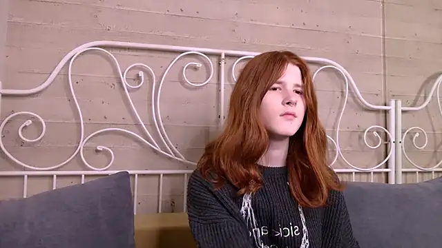 Snapshot of ZaynGraham chatting on 10.09.25 ZaynGraham online show from 10.09.25