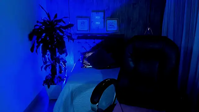 Snapshot of Xisu_ chatting on 01.23.25 Xisu online show from 01.23.25