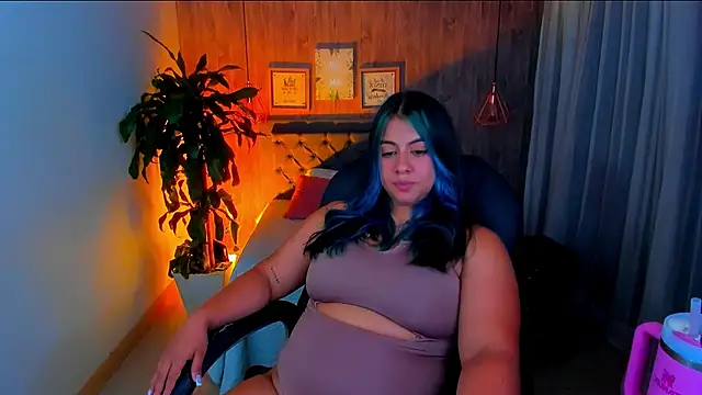 Snapshot of Xisu_ chatting on 01.30.25 Xisu online show from 01.30.25