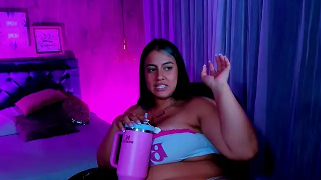 Snapshot of Xisu_ chatting on 01.31.25 Xisu online show from 01.31.25