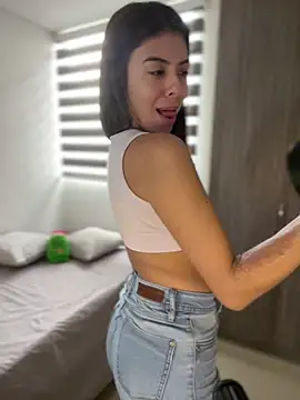 AmmyCollinsW online show from 12.17.24