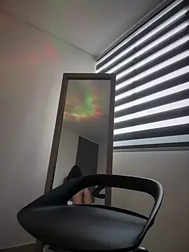 AmmyCollinsW online show from 02.04.25