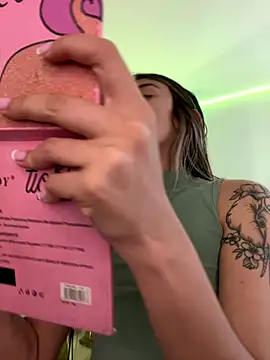 AmmyCollinsW online show from 09.12.25