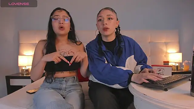 Cintya Kros online show from 01.10.25