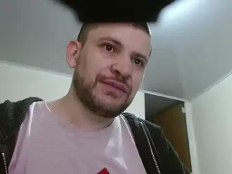 camiloking1720 online show from 02.15.25