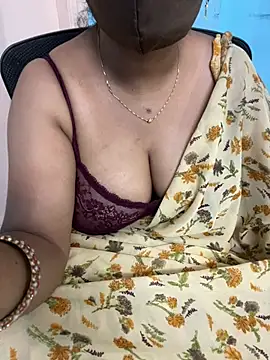 Snapshot of sajeetha chatting on 07.09.26 sajeetha online show from 07.09.26