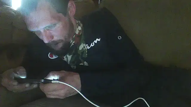 luke thighwalker2469 online show from 12.14.25