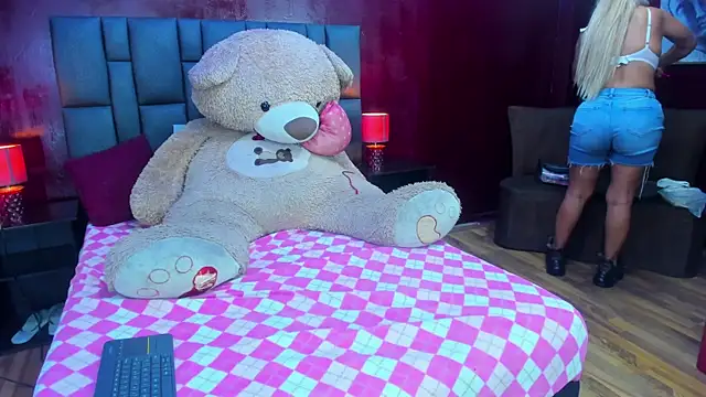 Dulcex69 online show from 02.11.25