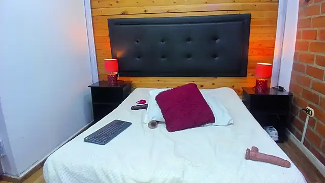 Dulcex69 online show from 02.26.25