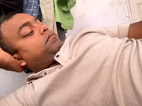 Snapshot of princeraj42 chatting on 11.05.25 princeraj42 online show from 11.05.25