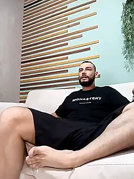 Snapshot of antony_bigdick_ chatting on 05.13.26 antony bigdick online show from 05.13.26