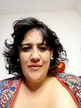 Snapshot of Sole_Love chatting on 02.11.25 Sole Love online show from 02.11.25