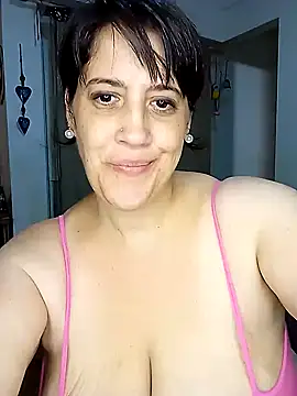 Snapshot of Sole_Love chatting on 02.14.25 Sole Love online show from 02.14.25