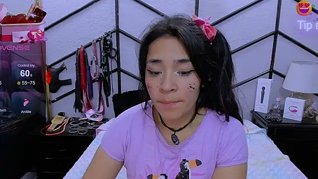 AlanaLuck online show from 02.19.25