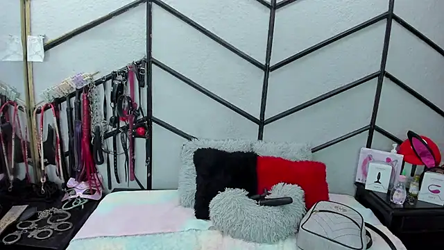 AlanaLuck online show from 03.02.26