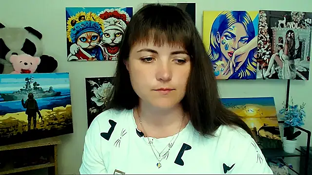 Snapshot of Darina_M_ chatting on 06.18.26 Darina M online show from 06.18.26