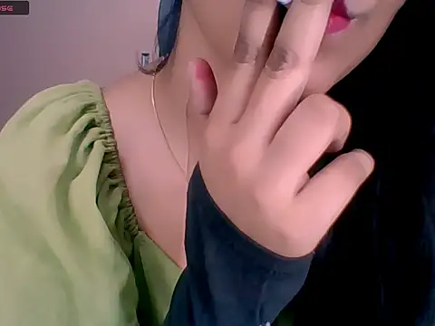 Snapshot of Nicole-wallace chatting on 09.17.25 Nicole-wallace online show from 09.17.25