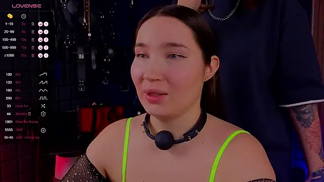 domDani subMay online show from 01.15.25