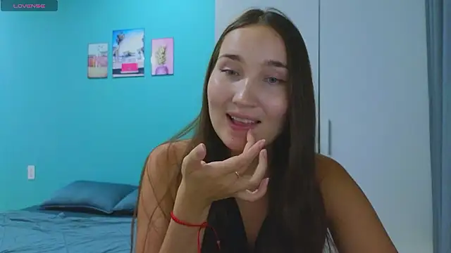 domDani subMay online show from 03.16.26