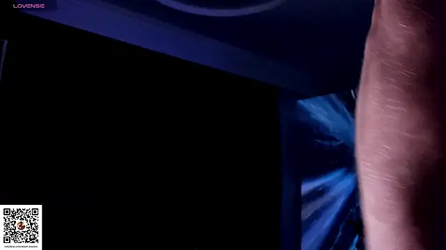 ADAM BOUTON  online show from 04.27.26